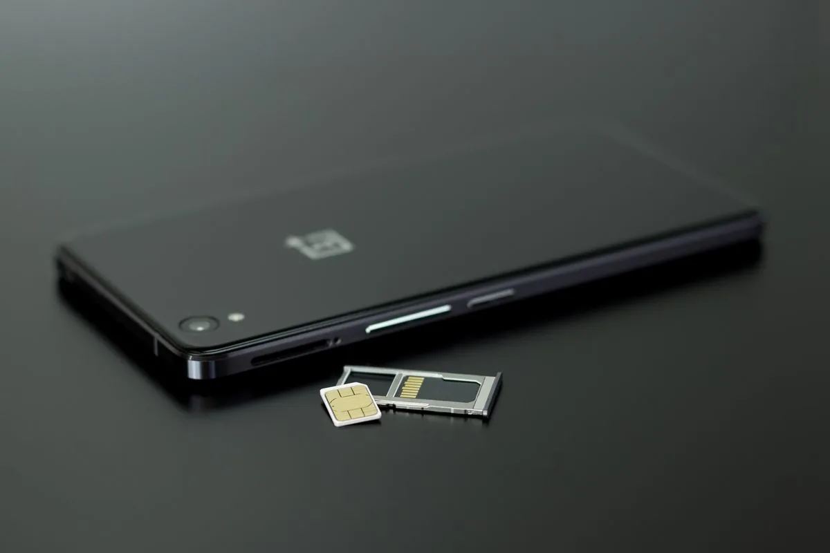 How to Check SIM Card Size Compatibility — illustrative photo