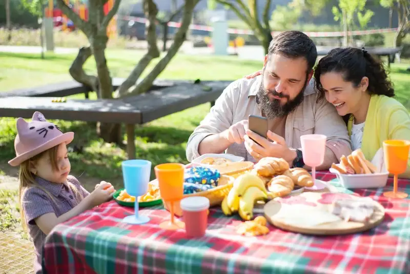 How to Plan Summer Trip on Tight Budget — illustrative photo