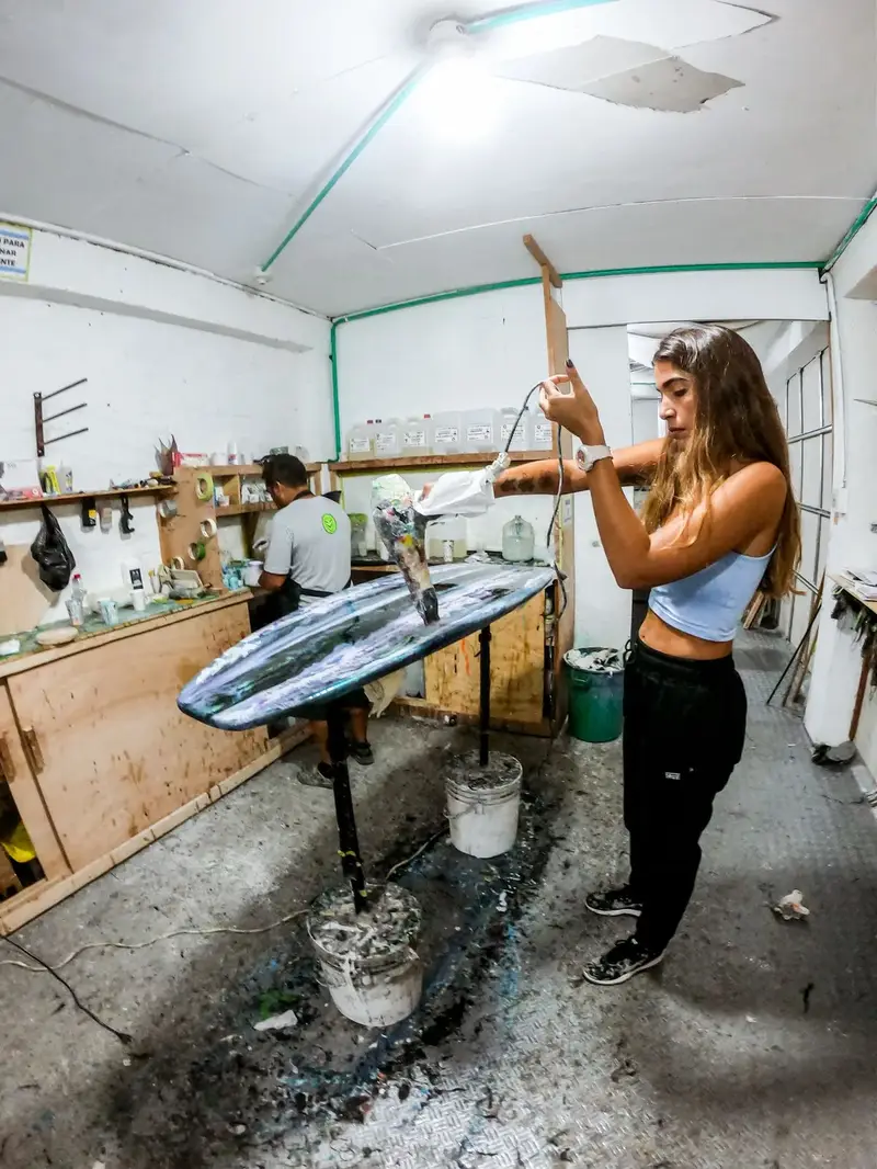 How To Wax A Snowboard — illustrative photo