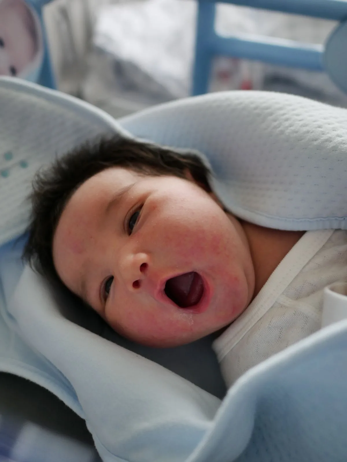 Newborn Sleep And Smile Mistakes — illustrative photo