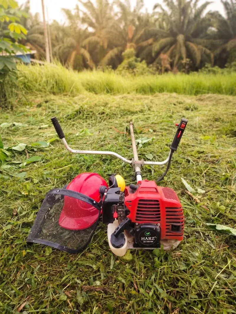 Where Donate Lawn Mowers Power Tools Near You — illustrative photo