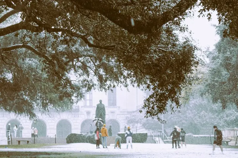 Winter Intersession vs Spring Semester Length and Use — illustrative photo
